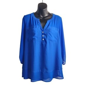 Express Women's Blue Button V-Neck Roll-up Tab Sleeve Blouse Size Large